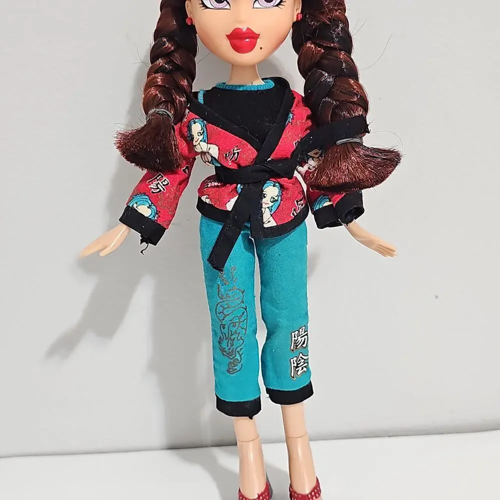 MGA Entertainment 2005 bratz